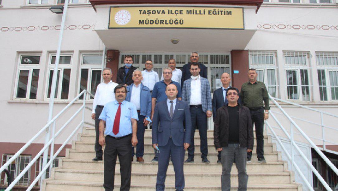 Taşova Milli Eğitim Şube Müdürü Arslan Emekliye Ayrıldı